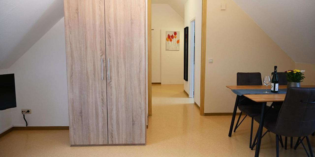 Ferienappartements Intour Ockfen Esterno foto